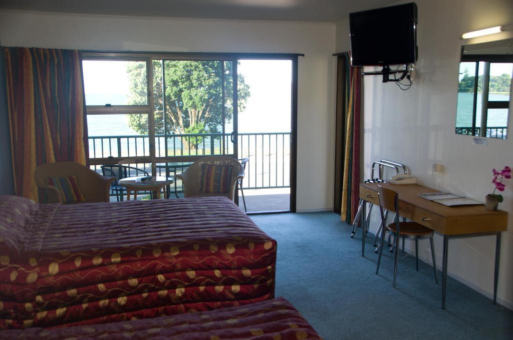 Bay Sands Seafront Studios Paihia Chambre photo